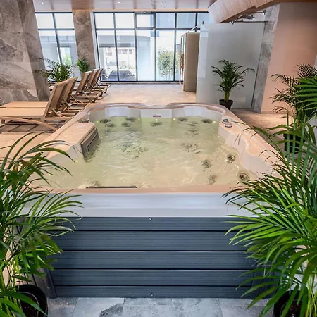 Odisea Free-parking-pool-spa-playground Năvodari