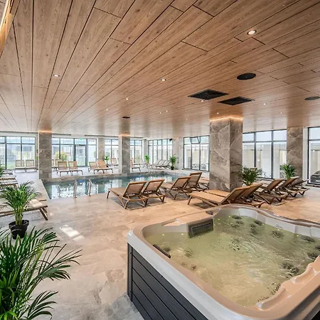 Odisea Free-parking-pool-spa-playground Apartman